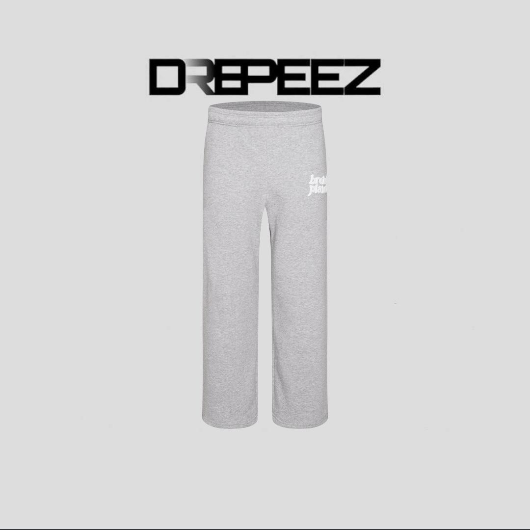 BROKEN PLANET ZIP UP AND PANTS SET GREY