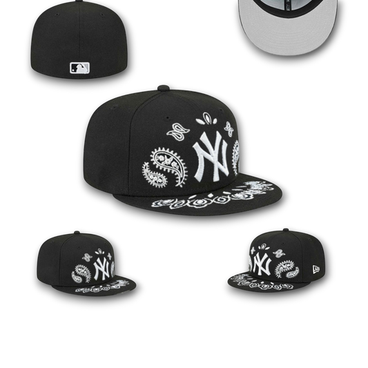New York Yankees 59FIFTY MLB Paisley Black Cap